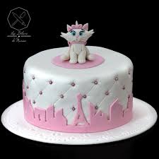 Cake Design Gateau Personnalise En Pate A Sucre Sur Le Theme Marie Des Aristochats Sugar Paste A Gateau Personnalise Beaux Gateaux D Anniversaire Gateau Chat