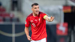 As of 2019, he earns about £90,000 weekly wage from his current club, arsenal which sums up to pocket him around £4,680,000 annually. Granit Xhaka Spielerprofil 21 22 Transfermarkt