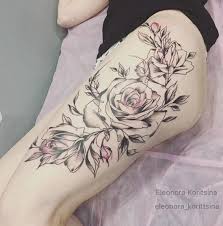 Tatuagem De Rosa 85 Inspiracoes Belissimas Para Voce Se Apaixonar As tatuagens de rosas fazem mesmo sucesso, nas mais diversas faixas etárias. tatuagem de rosa 85 inspiracoes