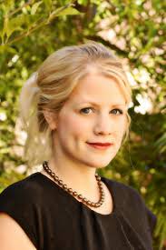 Stacy Dallman's Instagram, Twitter & Facebook