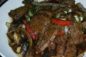 Ayam dilumur dengan garam dan serbuk kunyit 3 ulas bawang putih 2inci halia dihiris 4 sudu sos.sedapnya ayam blackpepper. Resepi Ayam Masak Black Pepper Cendawan