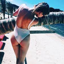 Amber Heard's White Swimsuit June 2018 | POPSUGAR Fashion