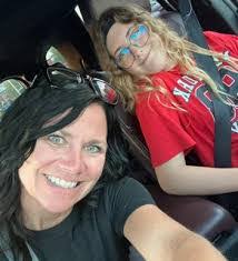 Miranda Chavis's Instagram, Twitter & Facebook