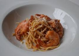 Spaghetti Mit Scharfer Tomatensauce Und Garnelen Rezept Rezept Rezepte Mit Garnelen Tomaten Sauce Tomatensauce