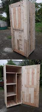 armoire en bois de palette armoire en bois palette bois armoire palettes