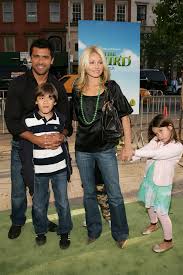 Michael joseph was in the class of 2020, while lola is about to begin her second year at the prestigious institute, having enrolled in the fall of 2019. Kelly Ripa Shares Throwback Photo With Her Husband And Three Kids