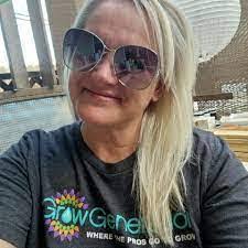 Priscilla Pounds's Instagram, Twitter & Facebook