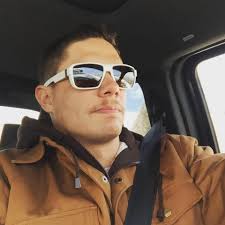 Petty rants with the Canadian kid (@canadiankid306) • Facebook‎