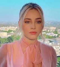 Josephine Langford's Instagram, Twitter & Facebook