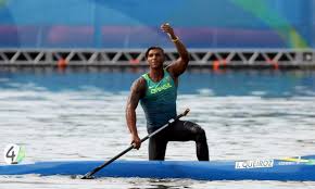 Os baianos isaquias queiroz e jacky goldman se classificaram para a semifinal da prova c2 1000 metros da canoagem velocidade na olimpíada de tóquio (japão) logo mais, às 21h44. Isaquias Queiroz Conquista Medalha De Prata Na Canoagem Agencia Brasil