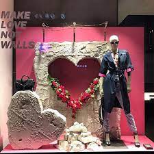 websta visual window make love not walls windowdisplay merchandising amazin valentines window display store window displays shop window design