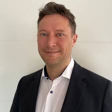 Hamburg based Tagueri AG takes over consulting business from con|energy.  For con|energy this states a turning point in the company's history. CEOs  Roman Dudenhausen and Niels Ellwanger comment: “The…