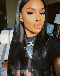 FACE CARD NEVER DECLINES MY GOD !