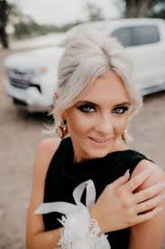 Eden ✨ An absolute picture of class and elegance. In classic Black and  White, Eden's piercing green eyes had me completely mesmerized!