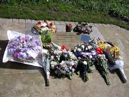 Negativ ist so, dass groβe hund oft die heutzutage halten die dienstherren von den angestellten an, damit sie die fremdsprache kennen. Arbeitsunfall Wikipedia