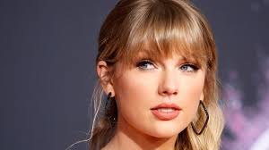 You will be asked 10 questions in the bing news quiz relating to 10 famous trends that took place the previous week. Quiz Of The Week Which Beatles Record Did Taylor Swift Smash Bbc News