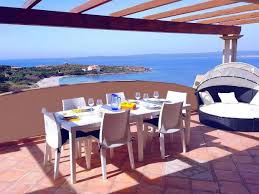 Per le tue vacanze al mare, l'italia offre così tanta scelta che rende difficile decidere dove andare. Tante Proposte Per Case Vacanze Sul Mare Vacanze In Sardegna