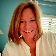 Kim Dakin's Instagram, Twitter & Facebook