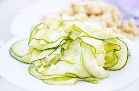 Zucchinisalat Rezept Rezept Rezepte Lebensmittel Essen Kochrezepte