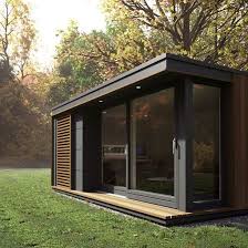 Von Einem Kleinen Heimburo Oder Einem Eigenstandigen Wohngebaude Bis Hin Zu Eigenstandigen Modern Tiny House Building A Container Home Tiny House Design
