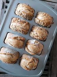 Aus Der Minikuchenform Roggen Dinkel Batzen Eigentlich Wollte Ich Euch Das Rezept Schon Gestern Nachmittag In 2020 Brot Backen Rezept Brot Selber Backen Backrezepte