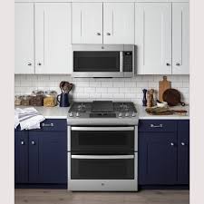 Fggh3047vd 30 gallery series gas range with 5 sealed burners, griddle, true convection oven, self cleaning, air fry function, in black stainless steel frigidaire fggh3047vd. Ge Jcgss86spss 30 Slide In Front Control Gas Double Oven Range Stai
