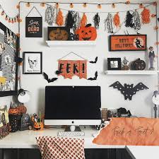 Halloween decoration ideas for office. 2021 Awesome Fall Decorating Ideas For Office At Home