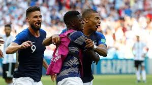 منتخب فرنسا لكرة القدم (بالفرنسية: Rt Arabic ÙØ±Ù†Ø³Ø§ ØªØªØºÙ„Ø¨ Ø¹Ù„Ù‰ Ø§Ù„Ø£Ø±Ø¬Ù†ØªÙŠÙ† ÙÙŠ Ù…Ø¨Ø§Ø±Ø§Ø© ØºØ²ÙŠØ±Ø© Ø§Ù„Ø£Ù‡Ø¯Ø§Ù