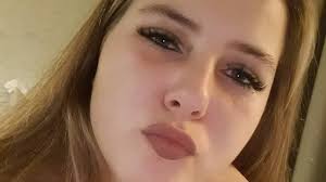 Sarafina wollny hält ihre hand verdächtig an ihrem bauch. Sarafina Wollny Geschlecht Der Zwillinge Enthullt Kukksi Star News Beauty Und Trends
