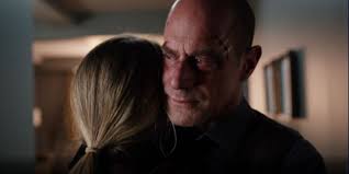 Detective elliot stabler returns to the nypd to battle organized crime after a devastating personal loss. Law Order 5 Ways Stabler Has Stayed The Same Since Svu 5 Ways He S Changed In Organized Crime