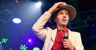 Communication between agency and tenants is extremely deficient. Review Beck S Album Colors
