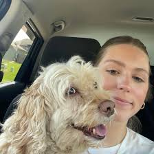 How much do dog sitters charge for overnight stays at owners' houses?