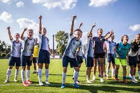 Piłkarki czarnych sosnowiec przegrały 1:2 z ferencvarosem budapeszt w 1. Puchar Polski Kobiet Czarni Sosnowiec Czwarty Raz Z Rzedu W Finale Laczy Nas Pilka