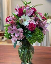 Send flowers on a sunday to celebrate a special occasion. Who Delivers Flowers On Sunday Near Me