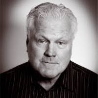 Robert Leaver's Instagram, Twitter & Facebook