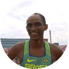 O brasileiro alison dos santos garantiu sua classificação nas semifinais do 400m com barreiras ao completar a prova com o tempo de 48s42. Alison Dos Santos Whois