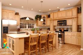أشكال مطابخ خشبية بتصميمات عصرية دهانات مطابخ خشب 2017 2018 Maple Kitchen Cabinets Kitchen Cabinet Color Schemes Kitchen Design
