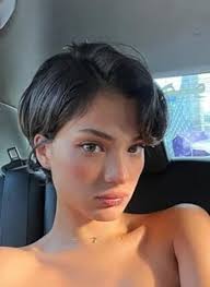 Recommendations for stylists with long pixie cut experience. Please have  some portfolio showing you can do these cuts. Thank you!