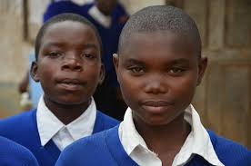 Martin Kytlic, Lehrer der Würzburger Partnerschule (Maria-Ward-Schule)  besucht mit einer kleinen Reisegruppe, geleitet von Thomas Henn, im Mai  2022 die Miparu Secondary School. Martin Kytlic, a teacher at the  Maria-Ward-School, our partnerschool