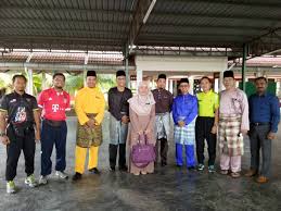 Syarifah farahin binti syed mohd.aris. Majlis Bakti Dijunjung Budi Disanjung Bagi Meraikan Kenaikan Pangkat En Abdul Razak Bin Abdul Karim Sebagai Pengetua Smk Tun Syed Nasir Ismail Dan Puan Hazlina Sooboh Sebagai Guru Kanan Mata Pelajaran Sains