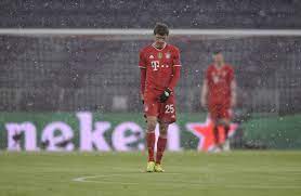 Thomas muller is a forward and is 6'1 and weighs 163 pounds. Jmbxrux6xipbum