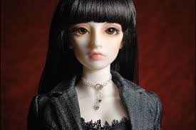 Lena Harding's Instagram, Twitter & Facebook