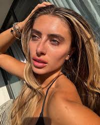 CHLOË ORMOND (@chloe_ormond) • Instagram photos and videos