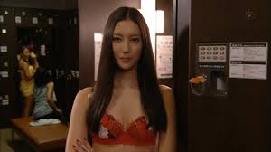 菜々緒の全裸シャワー＆下着姿がエロすぎる！【画像】「サイレーン」でナイスボディ披露…: 芸能ニュース、どん！