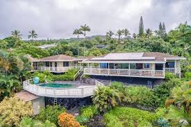 Maybe you would like to learn more about one of these? Classic Plantation Style Home In Kona Sunshine Estates Hawaii Real Estate Market Trends Hawaii Life