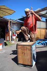 Ballard Man Gets Funky With Tea Chest Bass | Westside Seattle