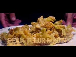 Menu ini akan bertambah enak jika dinikmati ketika masih panas. Resepi Peria Goreng Telur Masin