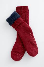 Now pull through the loop and pull again to tighten the knot. Luxury Loungewear Socks Treat Your Feet Seasalt Seasalt Cornwall