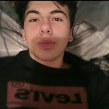 Hunter Fowler (@d244a62750604f6)