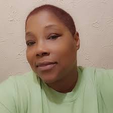 Be careful out here — a woman will take your hoodie, your peace, and your  mama's respect in one weekend. 😳